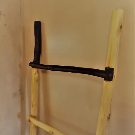 Imarkellis Santorini Cave House With Yard Semesterbostad Pýrgos