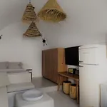 Imarkellis Santorini Cave House With Yard Casa vacanze Pýrgos