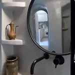 Imarkellis Santorini Cave House With Yard 別荘 Pýrgos