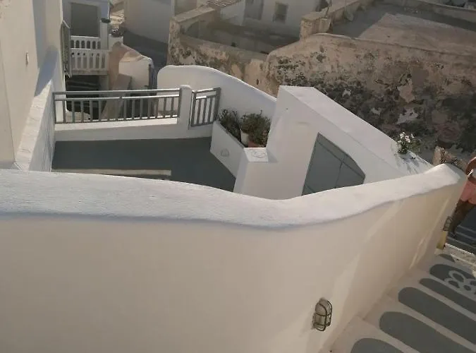 Imarkellis Santorini Cave House With Yard Semesterbostad Pýrgos