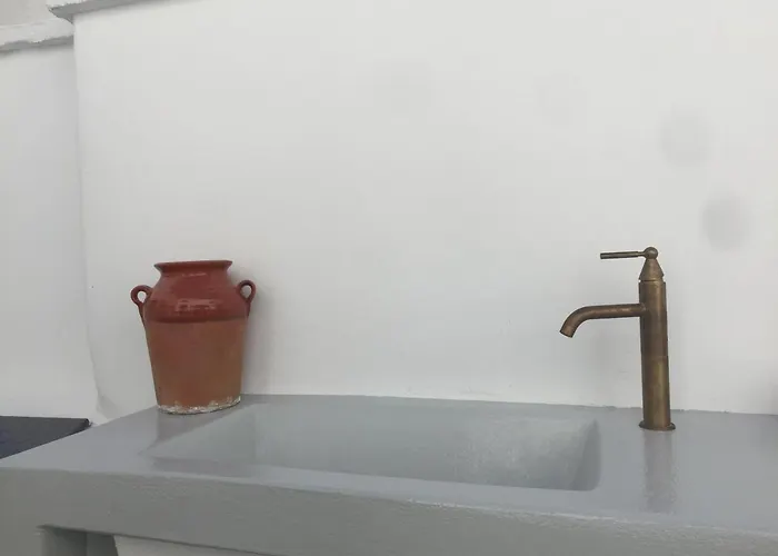 Casa vacanze Imarkellis Santorini Cave House With Yard *