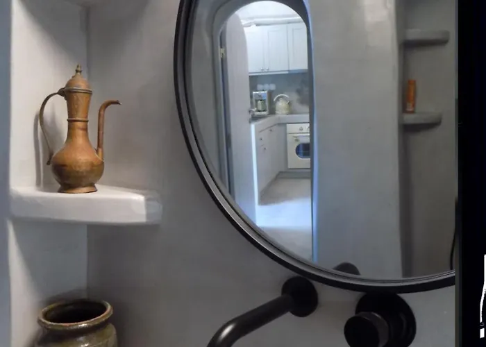 Imarkellis Santorini Cave House With Yard Casa vacanze Pýrgos