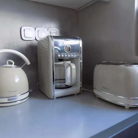 Imarkellis Santorini Cave House With Yard * Pýrgos